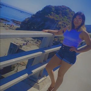 Meet your Posher, Yesenia